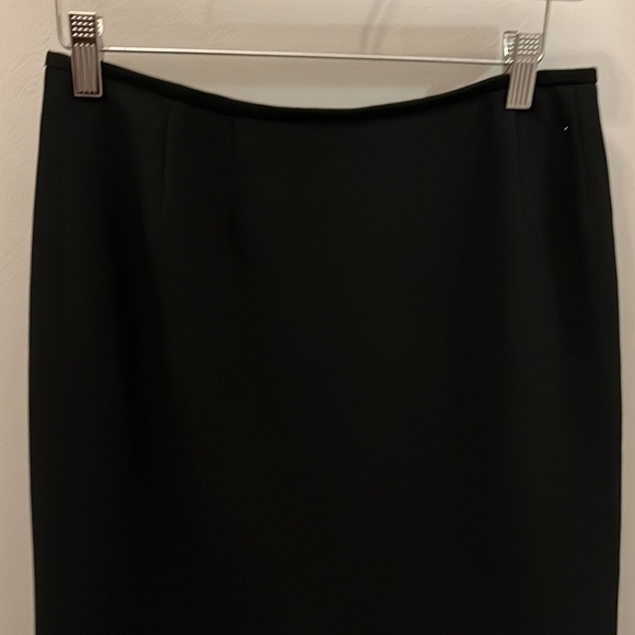 Albert Nipon Vintage Skirt Pleated Hem Black Size 10P Petite - Picture 7 of 7